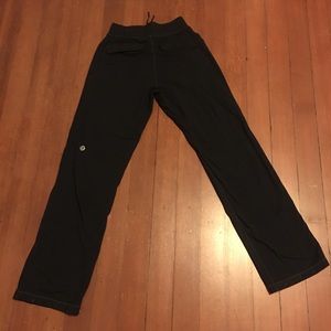 Men’s Black Lululemon Sweatpants XL